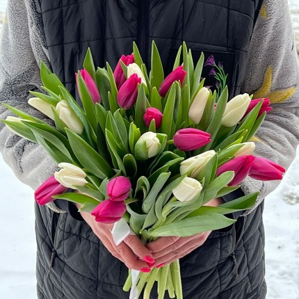 Букет из белых ирозовых тюльпанов - купить с доставкой в по Владивостоку